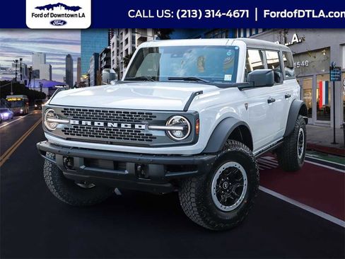 New 2025 Ford Bronco Badlands w/ Sasquatch Package image 1