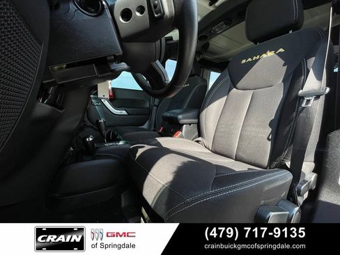 Used 2013 Jeep Wrangler Unlimited Sahara w/ Connectivity Group AWD/4WD image 23