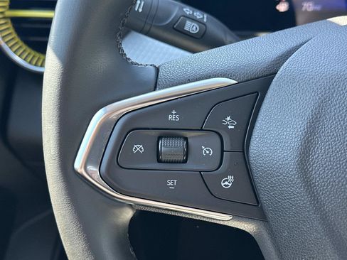 Certified 2024 Chevrolet Trax LT w/ Driver Confidence Package FWD image 21