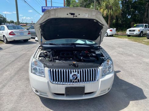 Used 2009 Mercury Sable Premier FWD image 3