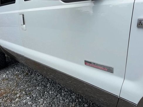 Used 2006 Ford F350 Lariat AWD/4WD image 12