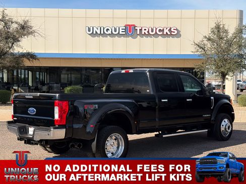Used 2017 Ford F450 XLT w/ XLT Premium Package image 4
