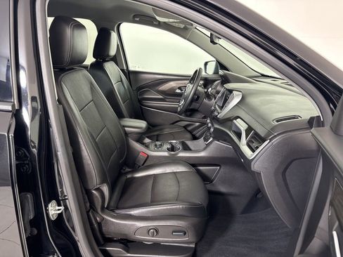 Used 2023 GMC Terrain SLT image 16