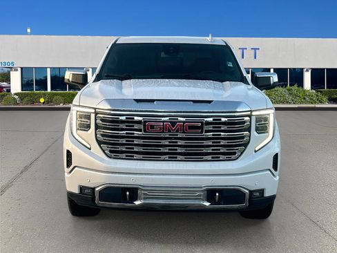 Used 2022 GMC Sierra 1500 Denali AWD/4WD image 2