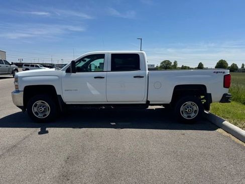 Used 2016 Chevrolet Silverado 2500 W/T AWD/4WD image 9