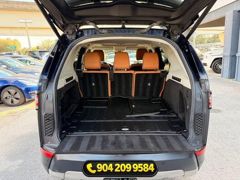 Used 2018 Land Rover Discovery HSE image 28