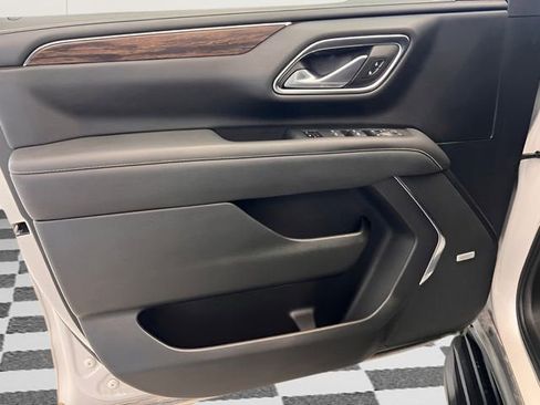 Certified 2023 Chevrolet Suburban Premier image 16