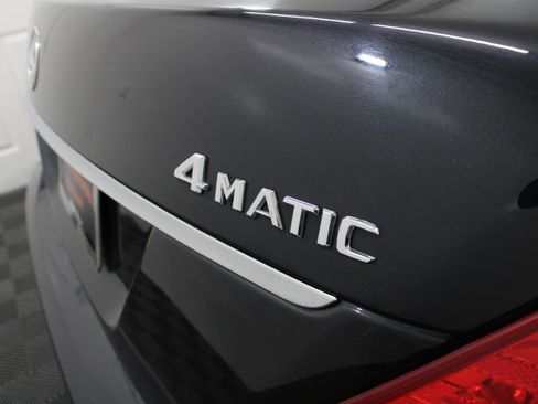 Used 2010 Mercedes-Benz S 550 4MATIC image 10