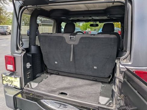 Certified 2018 Jeep Wrangler Sport AWD/4WD image 25