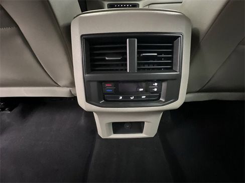 Used 2022 Volkswagen Atlas SE image 20