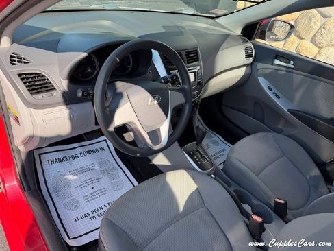 Used 2013 Hyundai Accent GLS FWD image 4
