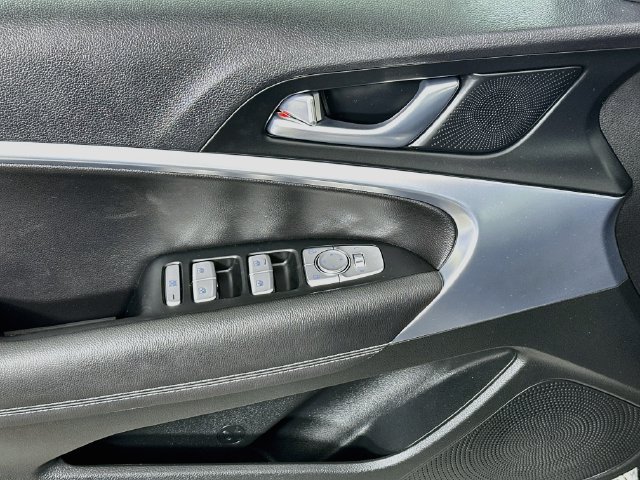 Used 2023 Genesis G70 2.0T AWD/4WD image 25