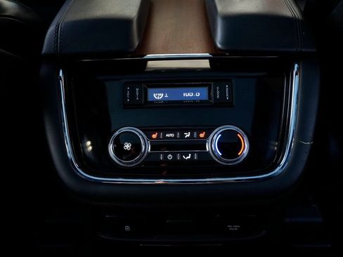 Used 2019 Lincoln Navigator Select image 41