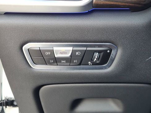 Used 2023 BMW X5 M50i w/ Climate Comfort Package image 22