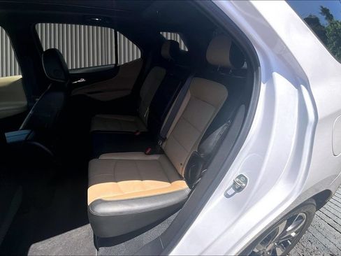 Used 2023 Chevrolet Equinox Premier FWD image 30
