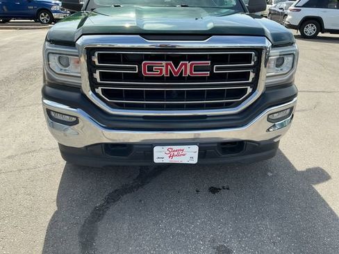 Used 2017 GMC Sierra 1500 SLE w/ SLE Value Package AWD/4WD image 14
