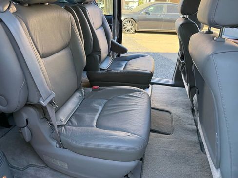 Used 2006 Toyota Sienna XLE image 20
