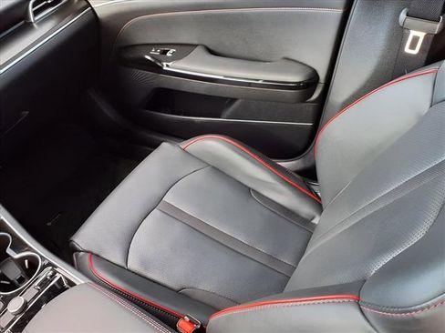 Used 2024 Kia K5 GT image 16