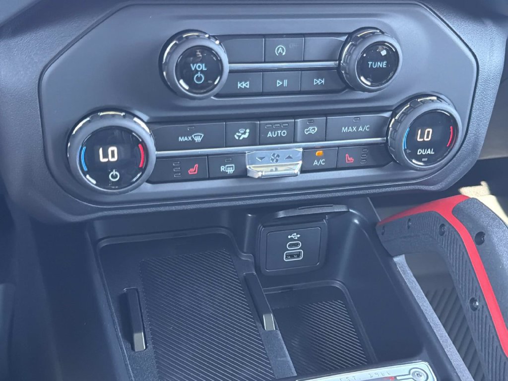 New 2026 Ford Bronco Heritage Edition AWD/4WD image 25