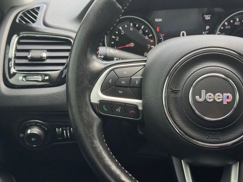 Used 2021 Jeep Compass Limited AWD/4WD image 7
