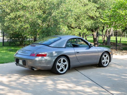 Used 2001 Porsche 911 Cabriolet image 38