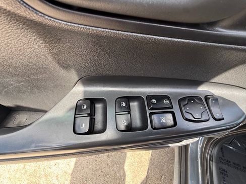 Used 2019 Hyundai Kona SEL FWD image 19