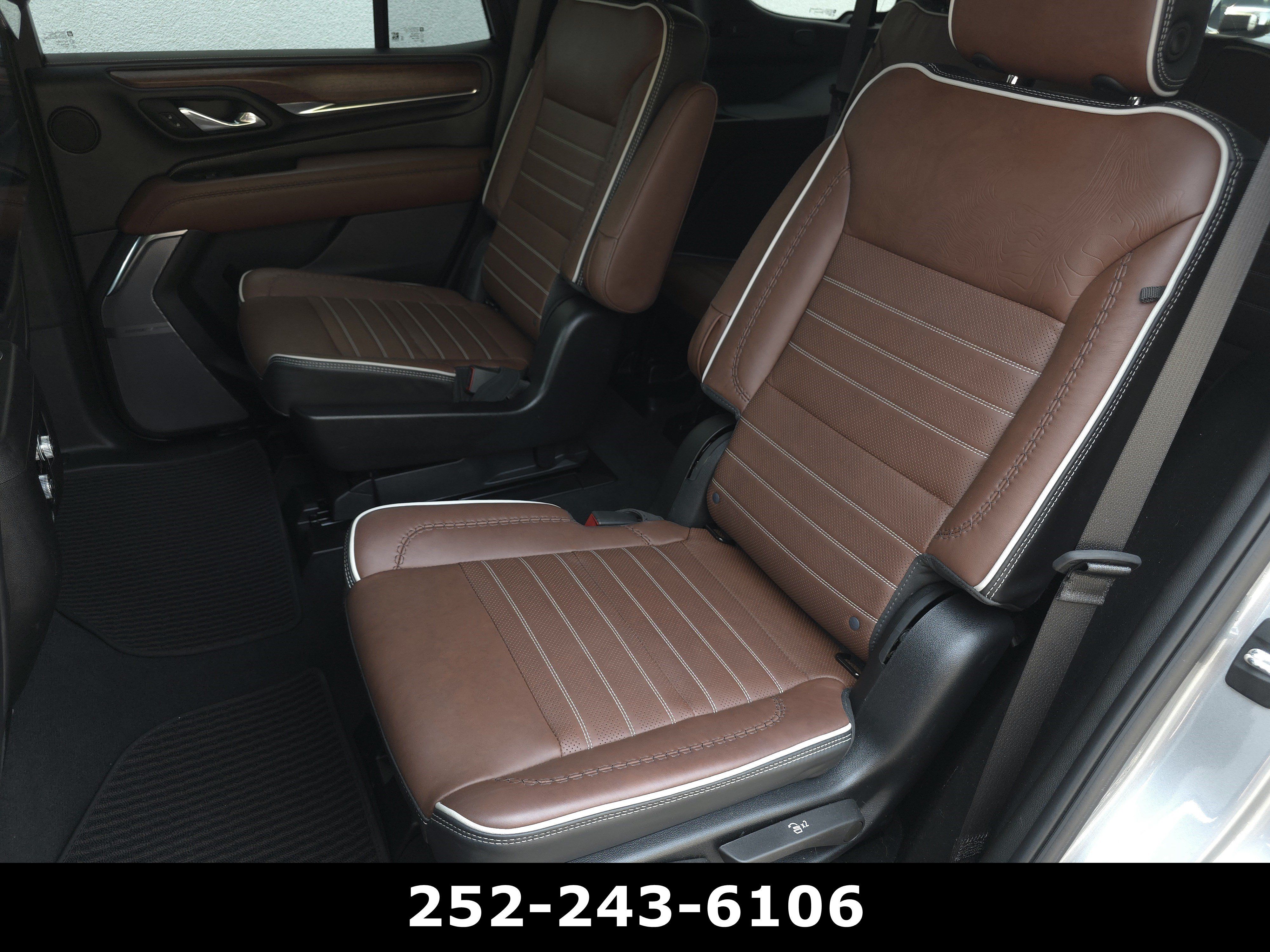 Used 2024 GMC Yukon Denali Ultimate AWD/4WD image 31