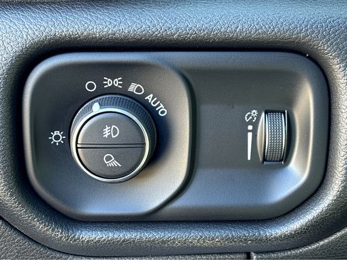 Used 2022 RAM 1500 Big Horn image 13