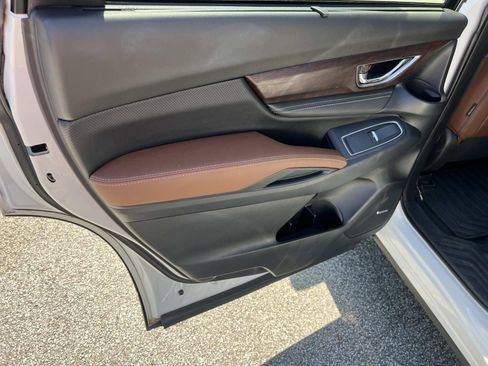 Certified 2023 Subaru Ascent Touring AWD/4WD image 21