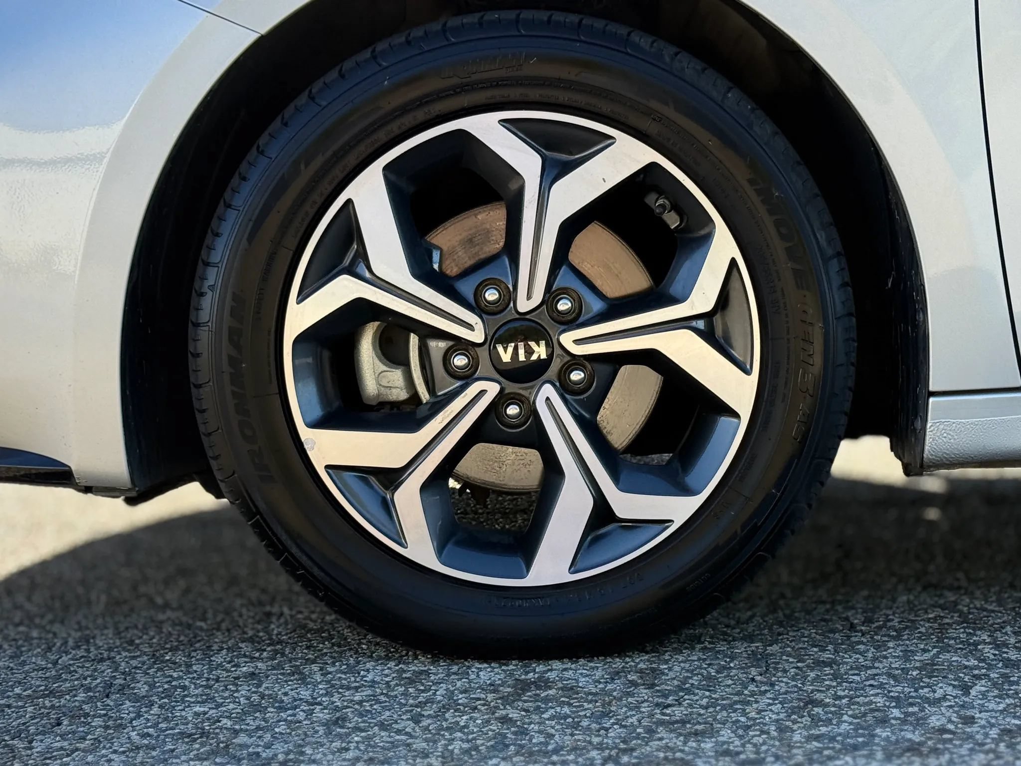 Used 2021 Kia Forte LXS FWD image 29