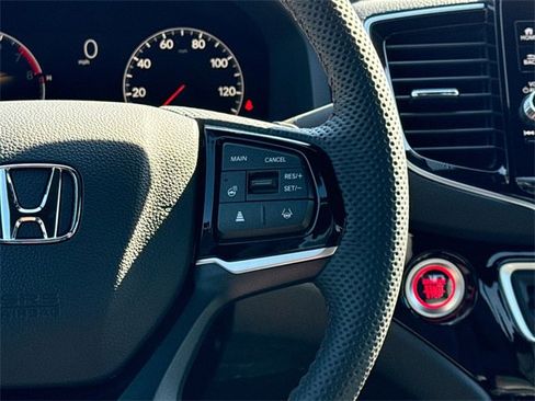 Certified 2026 Honda Ridgeline Black Edition image 28