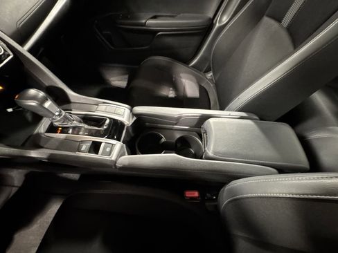 Used 2021 Honda Civic Sport image 27