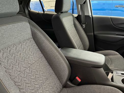 Used 2022 Chevrolet Equinox LT AWD/4WD image 18