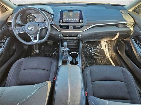 Used 2023 Nissan Altima 2.5 SV image 15