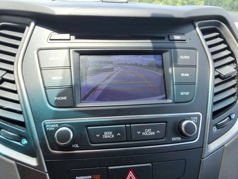 Used 2017 Hyundai Santa Fe Sport AWD/4WD image 16