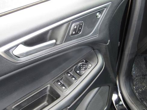 Used 2023 Ford Edge ST AWD/4WD image 17