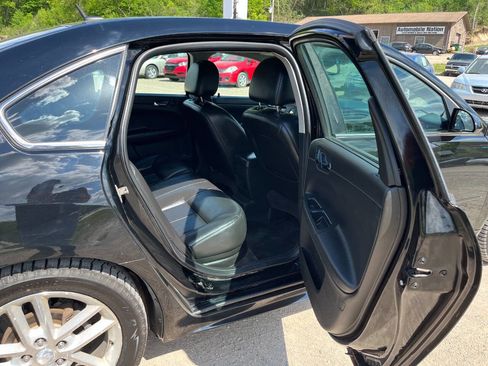 Used 2012 Chevrolet Impala LTZ image 14