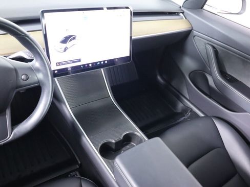 Used 2019 Tesla Model 3 Standard Range Plus RWD image 32