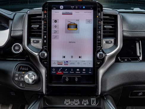 Used 2026 RAM 1500 Laramie w/ Night Edition image 24