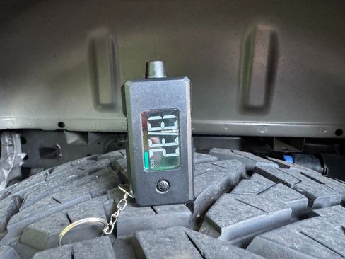 Used 2025 Ford F150 Raptor w/ Equipment Group 803A Raptor R AWD/4WD image 83