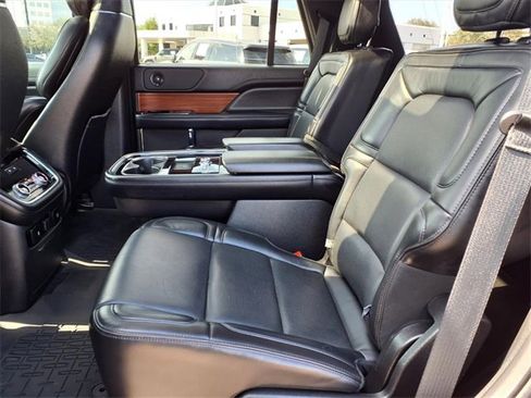 Used 2019 Lincoln Navigator Reserve w/ Cargo Package image 9