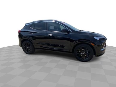 Used 2025 Buick Encore GX Sport Touring FWD image 3