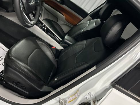 Used 2024 Jeep Compass Limited w/ Elite Group image 12