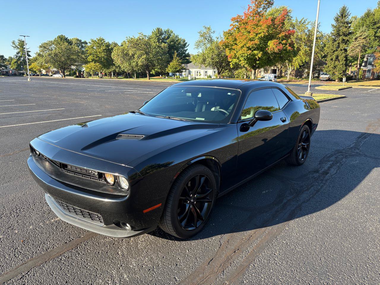 Used 2018 Dodge Challenger R/T Plus RWD image 5