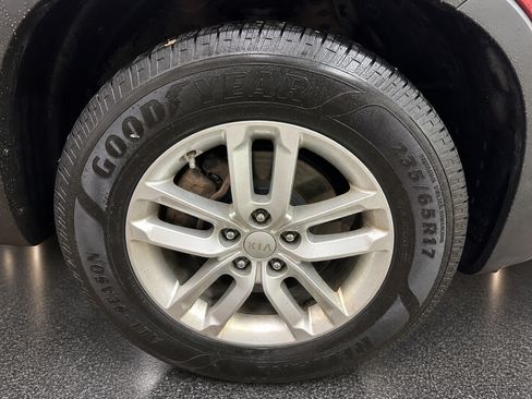 Used 2015 Kia Sorento LX AWD/4WD image 27