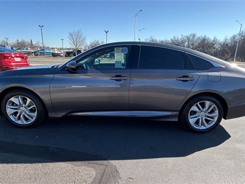 Used 2020 Honda Accord LX image 7