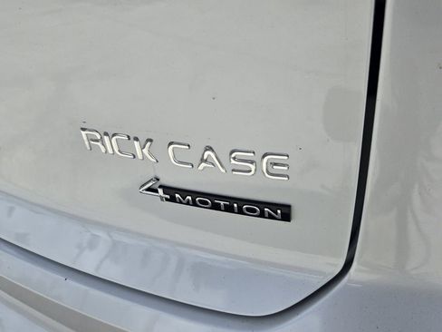 Used 2023 Volkswagen Atlas Cross Sport SEL R-Line image 15