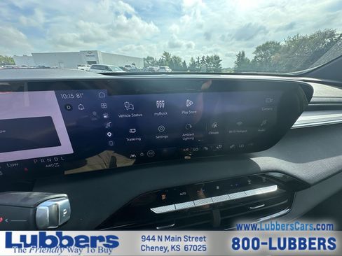 Used 2026 Buick Enclave Preferred AWD/4WD image 16