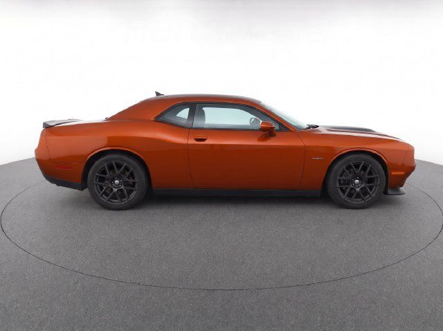 Used 2016 Dodge Challenger R/T RWD image 6
