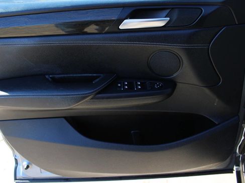 Used 2012 BMW X3 xDrive35i image 9